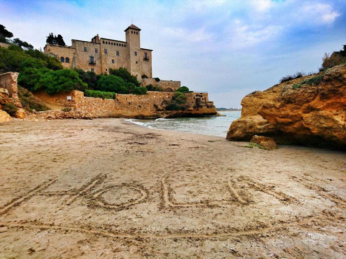 Cala Azul La Mora *